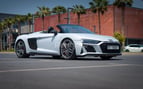 Audi R8  V10 Spyder (Blanco), 2021 para alquiler en Ras Al Khaimah