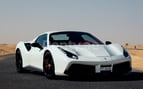 Ferrari 488 Spyder (Blanco), 2018 para alquiler en Dubai