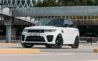 Range Rover Sport SVR (Weiß), 2023  zur Miete in Abu Dhabi