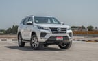 Toyota Fortuner (Blanc), 2024 à louer à Abu Dhabi