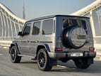 إيجار Mercedes G class (رمادي غامق), 2021 في دبي 2