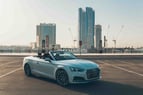 Audi A5 Cabriolet (Blanco), 2018 para alquiler en Dubai 0