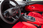 Audi R8 V10 Spyder (Белый), 2018 для аренды в Дубай 6