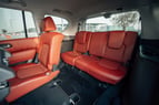 Nissan Patrol Platinum V6 (Beige), 2023  zur Miete in Dubai 4