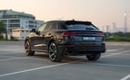 Audi RSQ8 (Schwarz), 2023  zur Miete in Dubai 1