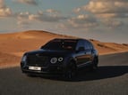 Bentley Bentayga (Negro), 2019 para alquiler en Dubai 3