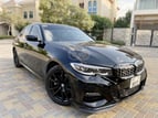 在迪拜 租 BMW 3 Series (黑色), 2020 1