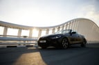 BMW 430i cabrio (Nero), 2023 in affitto a Abu Dhabi 1