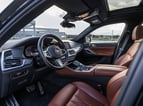 BMW X6 M-kit (Dunkelblau), 2022  zur Miete in Dubai 4