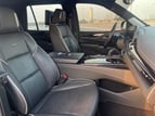 Cadillac Escalade (Negro), 2021 para alquiler en Sharjah 4