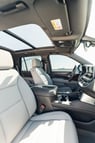 Chevrolet Tahoe (Schwarz), 2022  zur Miete in Sharjah 4