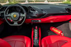 在迪拜 租 Ferrari 488 Spyder (黑色), 2018 3