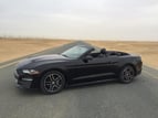 Ford Mustang Convertible (Черный), 2018 для аренды в Дубай 0
