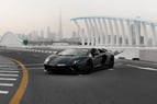 Lamborghini Aventador Roadster (Negro), 2018 para alquiler en Dubai 0