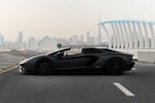 Lamborghini Aventador Roadster (Черный), 2018 для аренды в Дубай 1
