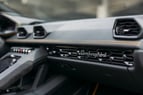 在阿布扎比 租 Lamborghini Evo Spyder (黑色), 2022 3