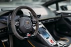 Lamborghini Evo Spyder (Schwarz), 2022  zur Miete in Abu Dhabi 4
