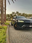 Lamborghini Urus (Черный), 2021 для аренды в Дубай 0