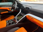 Lamborghini Urus (Negro), 2020 para alquiler en Dubai 5