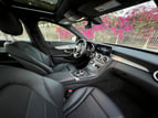 Mercedes C300 (Negro), 2021 para alquiler en Dubai 3