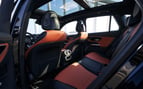 在阿布扎比 租 Mercedes GLC 200 SUV (黑色), 2024 6