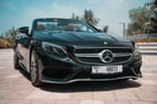 Mercedes S 500 Cabrio (Negro), 2018 para alquiler en Dubai 1