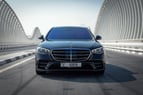 Mercedes S500 (Nero), 2021 in affitto a Sharjah 3