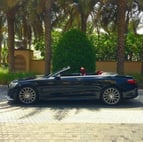 Mercedes S500 Cabriolet (Negro), 2018 para alquiler en Dubai 2