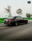 Mercedes S500 Class (Negro), 2021 para alquiler en Dubai 0