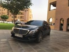Mercedes S550 (Черный), 2015 для аренды в Дубай 5
