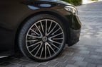 Mercedes S500 (Negro), 2021 para alquiler en Dubai 2