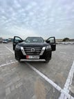 Nissan Xterra (Negro), 2022 para alquiler en Dubai 5