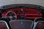 在阿布扎比 租 Porsche Boxster GTS (黑色), 2019 4