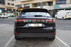 Porsche Cayenne (Negro), 2019 para alquiler en Sharjah 0