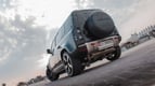 Range Rover Defender (Черный), 2023 для аренды в Абу-Даби 1