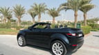 إيجار Range Rover Evoque (أسود), 2017 في دبي 0