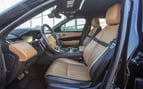Range Rover Velar (Черный), 2020 для аренды в Абу-Даби 4