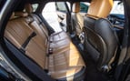 Range Rover Velar (Schwarz), 2020  zur Miete in Sharjah 6