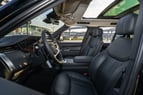 Range Rover Vogue HSE (Nero), 2023 in affitto a Abu Dhabi 3