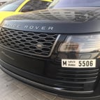 Range Rover Vogue (Negro), 2019 para alquiler en Dubai 2