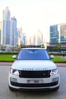 Range Rover Vogue (Nero), 2021 in affitto a Dubai 1