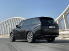 Range Rover Vogue (Negro), 2023 para alquiler en Dubai 0