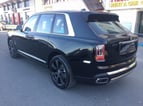 在阿布扎比 租 Rolls Royce Cullinan (黑色), 2020 1