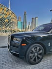 在迪拜 租 Rolls Royce Cullinan (黑色), 2021 4