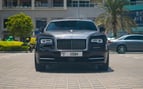 Rolls Royce Wraith Silver roof (Zwart), 2019 te huur in Abu-Dhabi