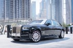 Rolls-Royce Phantom (Черный), 2021 для аренды в Дубай 0