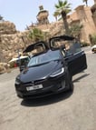 إيجار Tesla Model X (أسود), 2017 في دبي 4
