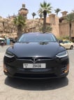 إيجار Tesla Model X (أسود), 2017 في دبي 5