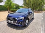 Audi Q3 (Blau), 2022  zur Miete in Dubai