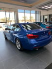 BMW 318 (Синий), 2019 для аренды в Дубай 4